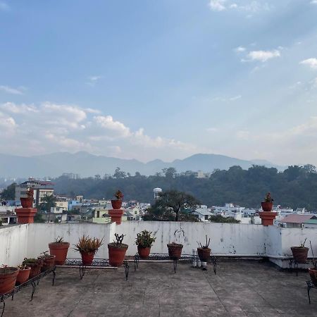 Hotel O Hya'S Homestay Dehradun Dış mekan fotoğraf