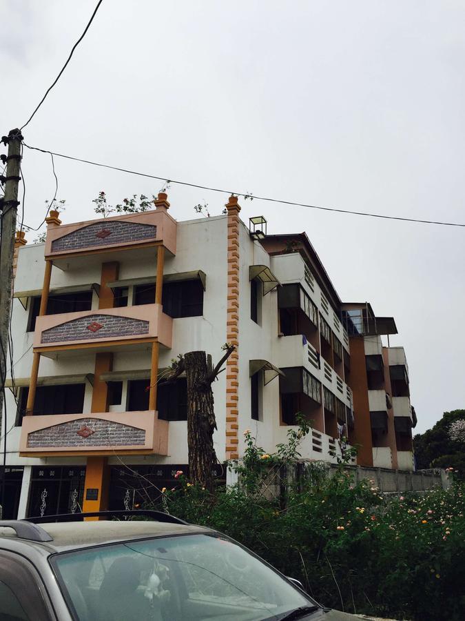 Hotel O Hya'S Homestay Dehradun Dış mekan fotoğraf