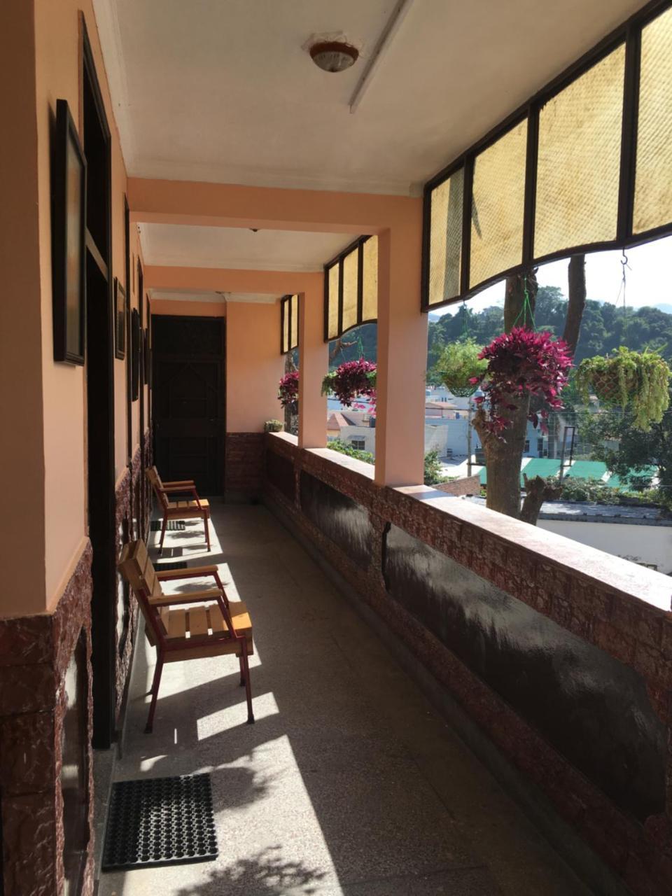Hotel O Hya'S Homestay Dehradun Dış mekan fotoğraf